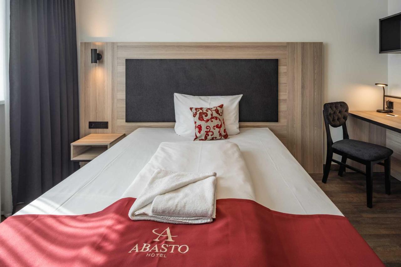 Abasto Hotel Дахау Екстериор снимка