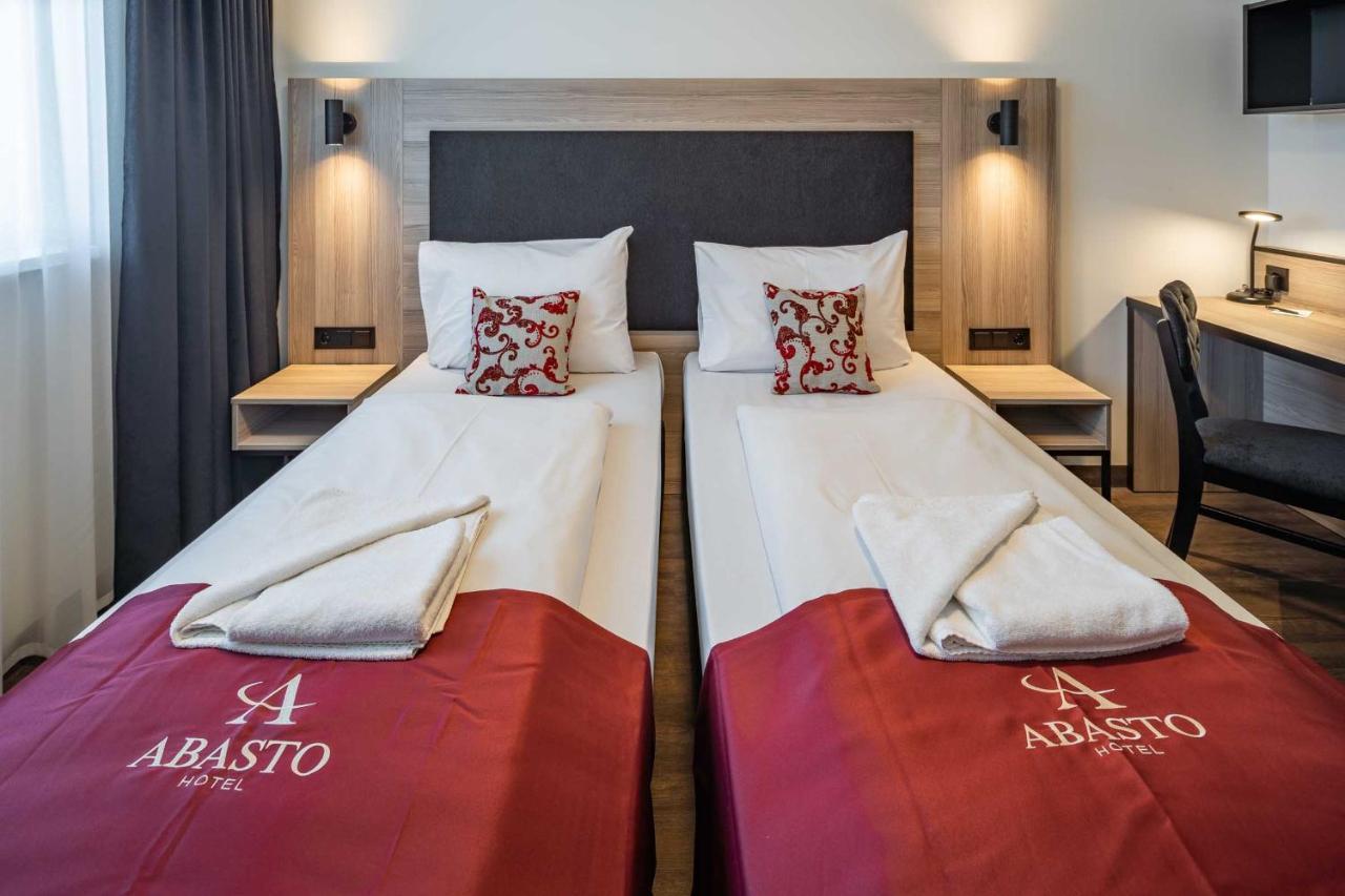 Abasto Hotel Дахау Екстериор снимка